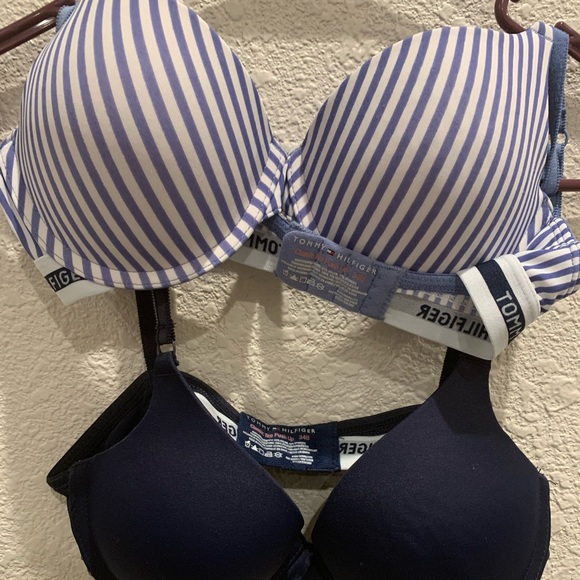 Bras - Picture 1 of 4